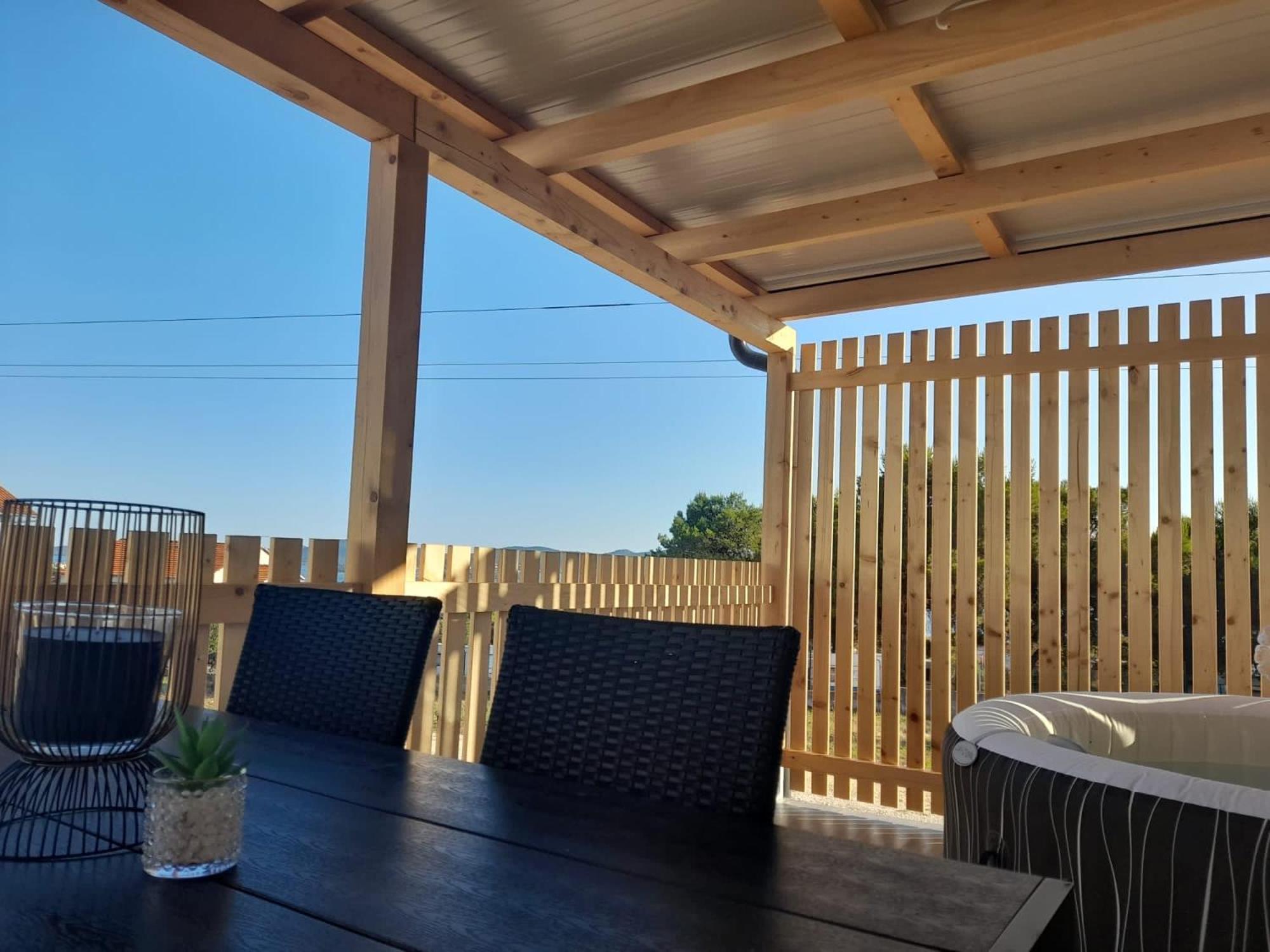 Apartmán Tiny House Lily With Jacuzzi Sveti Filip i Jakov Exteriér fotografie
