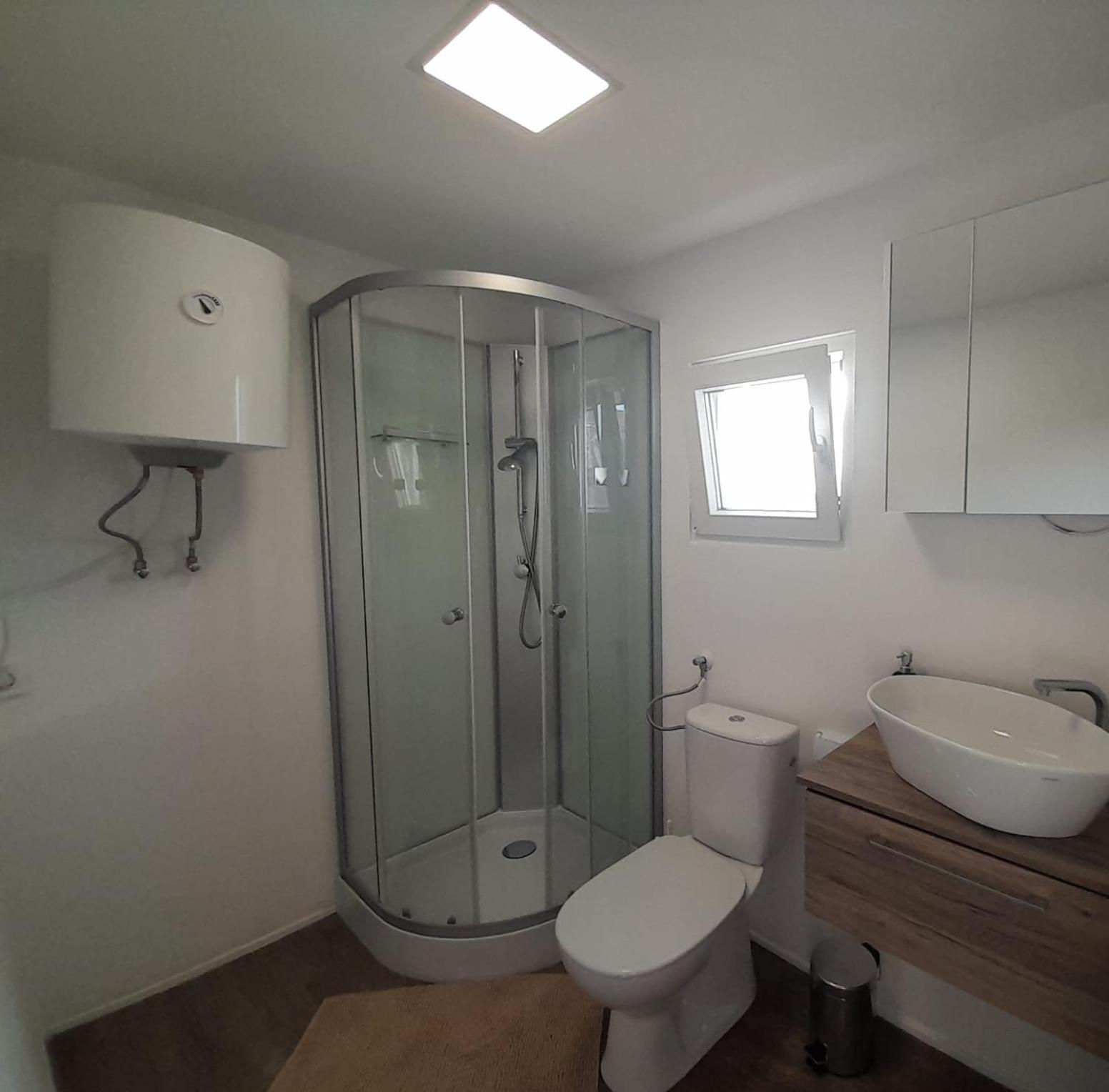 Apartmán Tiny House Lily With Jacuzzi Sveti Filip i Jakov Exteriér fotografie
